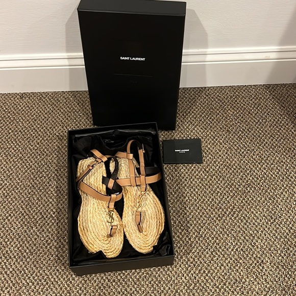 YSL CASSANDRA SANDALS IN VEGETABLE-TANNED LEATHER size 6 - Picture 9 of 11